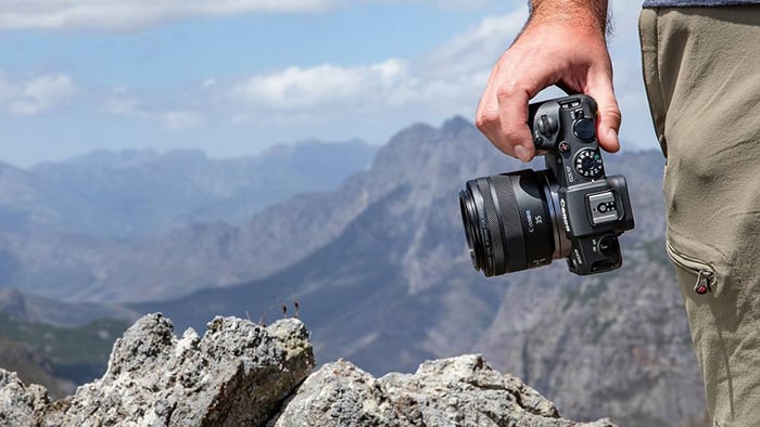 Canon EOS RP Aynasız Fotoğraf Makinesi fiyatı